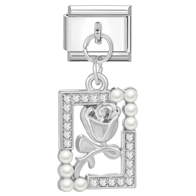 The roses in the pearl frame