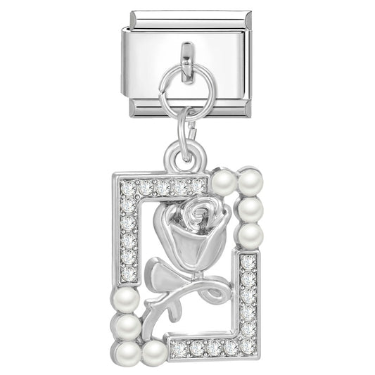 The roses in the pearl frame